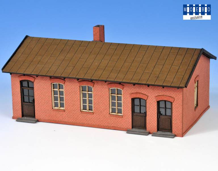 HO- 0100 preußisches Nebenbahngebäude "Baruth" ziegelrot