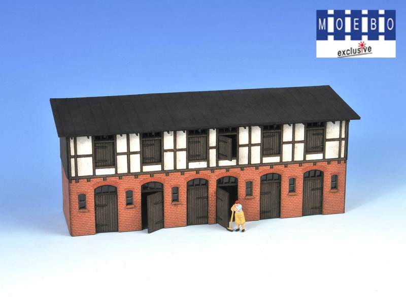 HO- 500250 Stallgebäude zum 6 Familienhaus -geziegelt-
