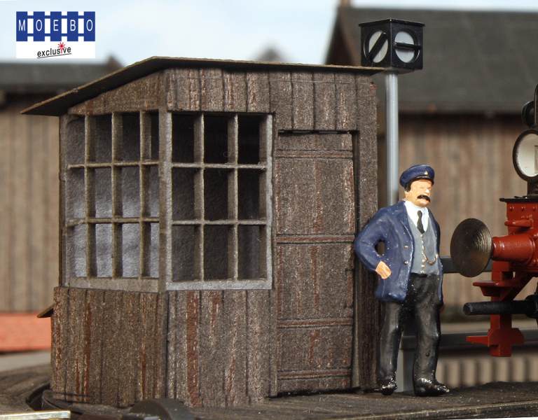 HO- 000252 Wiegehaus Torposten verwittert *Schnupperbausatz*